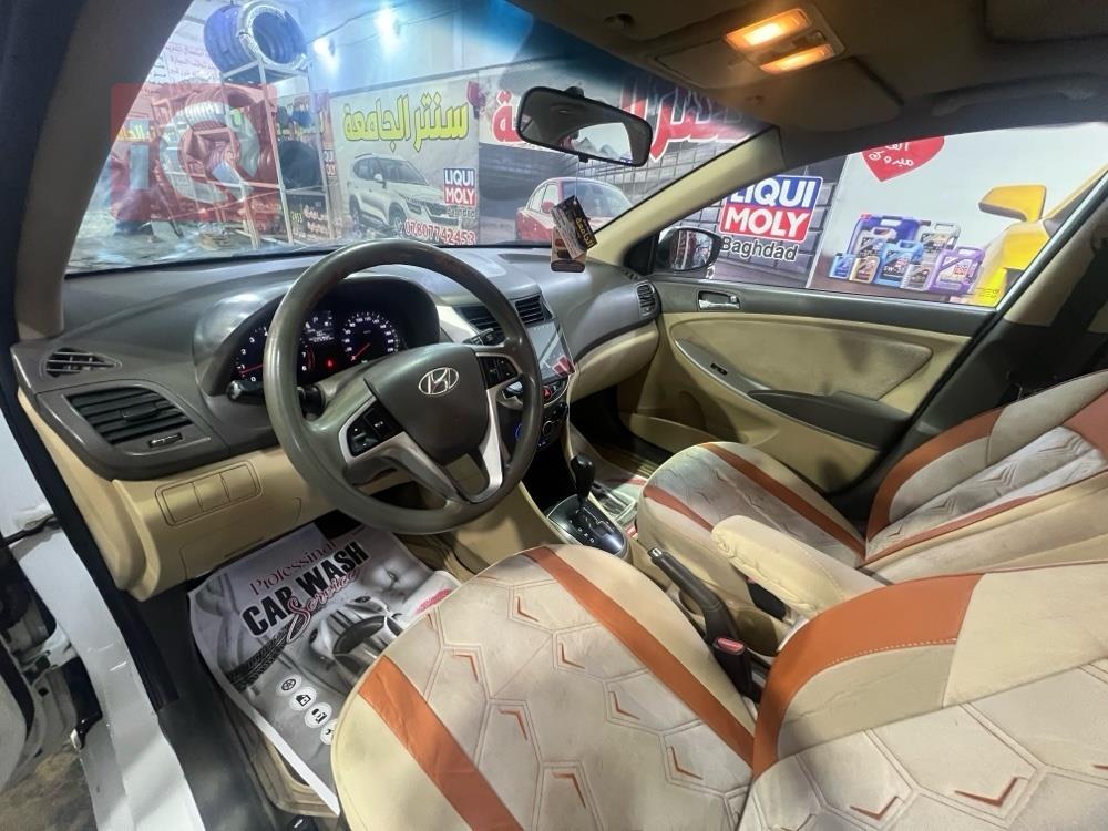 هیوندای ئەکسنت